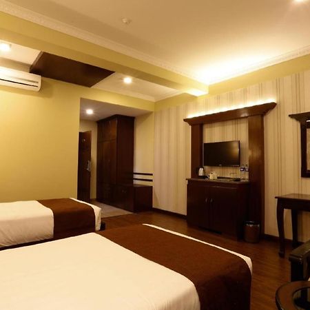 Da Yatra Courtyard Hotel & Resort Покхара Экстерьер фото