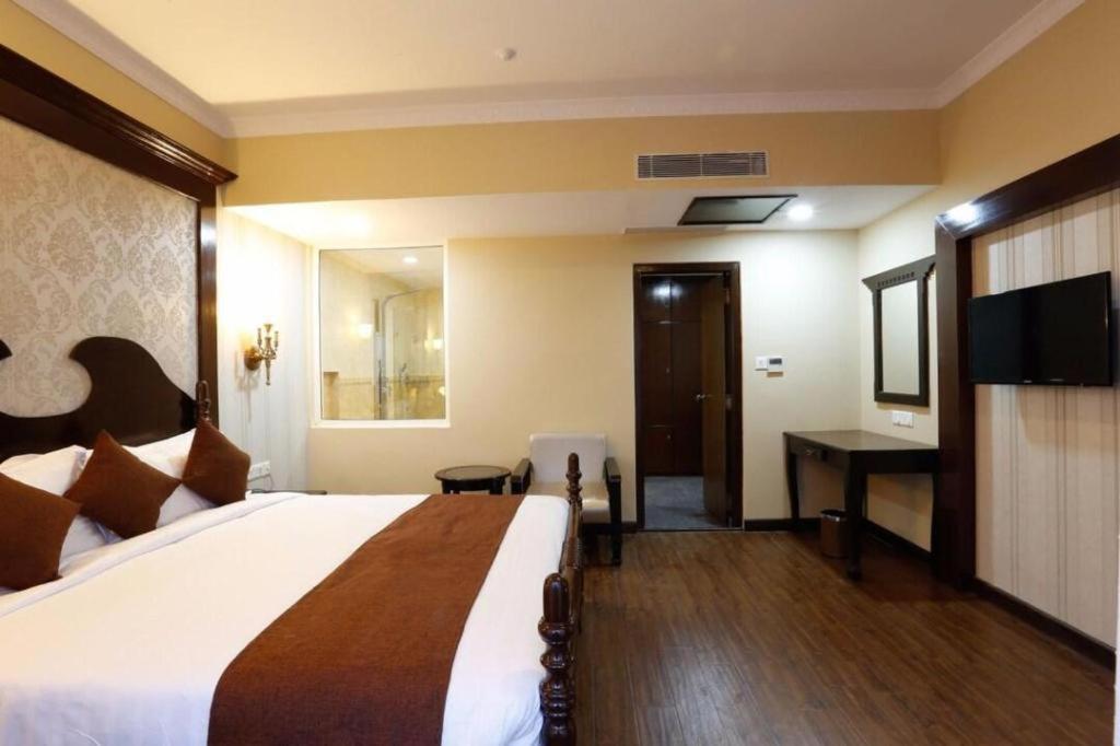 Da Yatra Courtyard Hotel & Resort Покхара Экстерьер фото